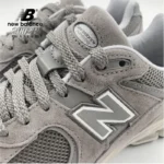 کفش روزمره نیوبالانس مدل 2002RC